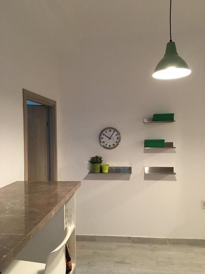 Relaxing And Great Location Apartment